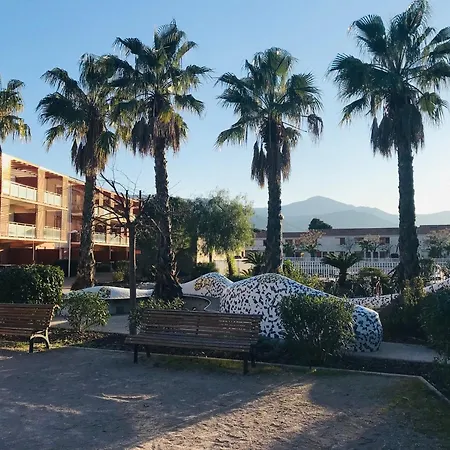 Апартаменты 2p A Argeles-sur-mer: Clim, Terrasse, Piscine, Parking, Proche Plages Et Commerces - Fr-1-776-14 *