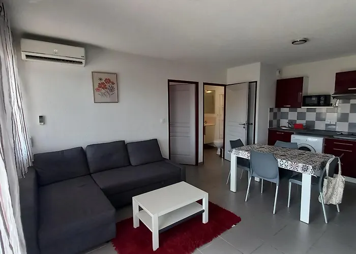 2p A Argeles-sur-mer: Clim, Terrasse, Piscine, Parking, Proche Plages Et Commerces - Fr-1-776-14 * Argelès-sur-Mer